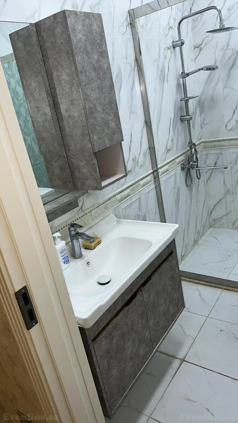 Satılır 2 otaqlı Mənzil Yeni tikili 63 m² Nərimanov r. - şəkil 11