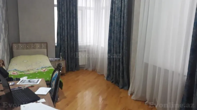 Satılır 3 otaqlı Mənzil Yeni tikili 135 m² Qara Qarayev m. - şəkil 5