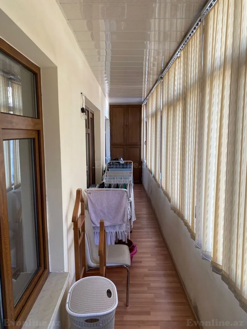 Satılır 5 otaqlı Mənzil Köhnə tikili 120 m² İnşaatçılar m. - şəkil 4