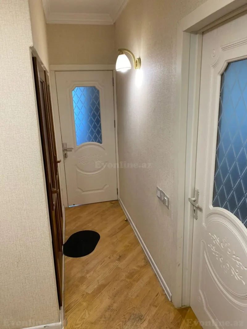 Satılır 5 otaqlı Mənzil Köhnə tikili 120 m² İnşaatçılar m. - şəkil 13