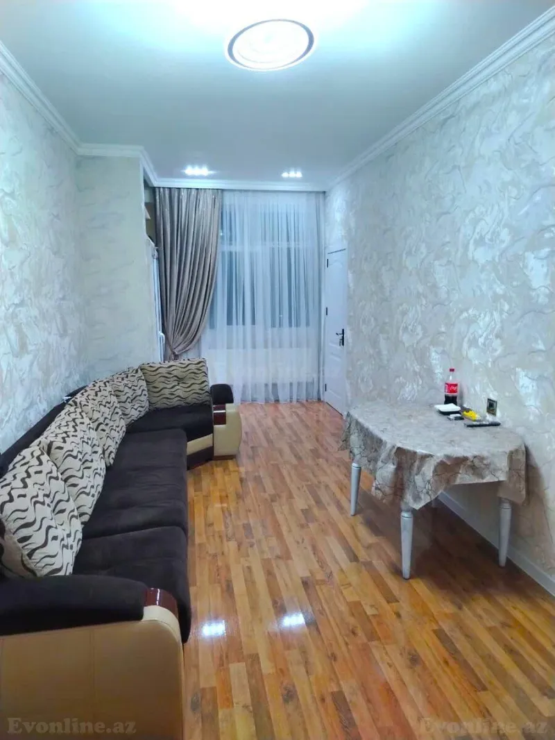 3 otaqlı Mənzil 70 m² Suraxanı r. Satılır