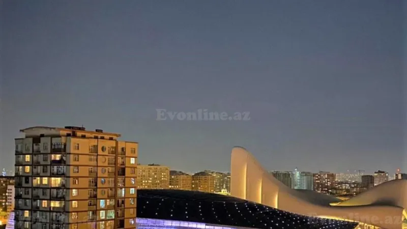 4 otaqlı Mənzil 172 m² Gənclik m. Satılır