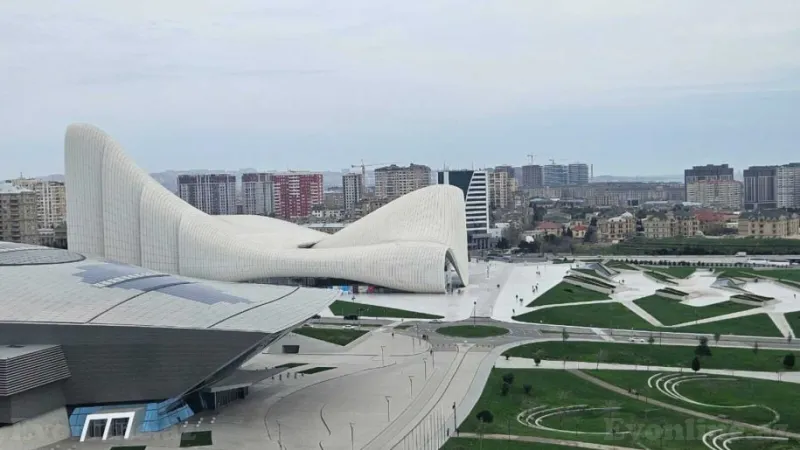 Satılır 4 otaqlı Mənzil Yeni tikili 172 m² Gənclik m. - şəkil 2