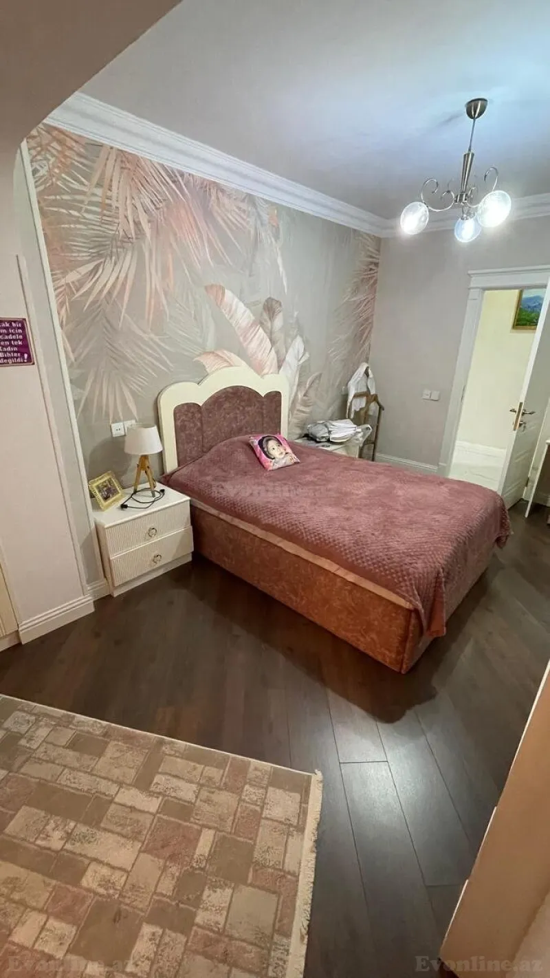 Satılır 3 otaqlı Mənzil Köhnə tikili 120 m² Nəsimi r. - şəkil 8