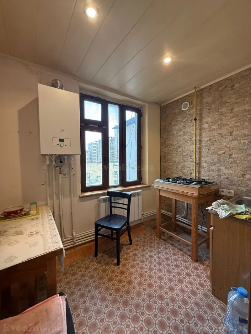 Satılır 2 otaqlı Mənzil Köhnə tikili 55 m² Yasamal - şəkil 10