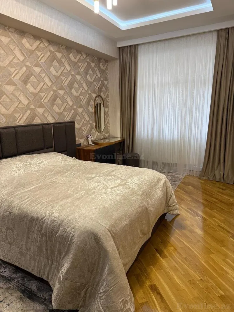 Satılır 3 otaqlı Mənzil Yeni tikili 94 m² Qara Qarayev m. - şəkil 2