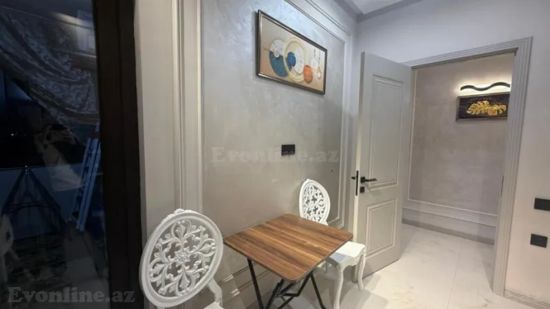 Satılır 3 otaqlı Mənzil Yeni tikili 92 m² Səbail r. - şəkil 15
