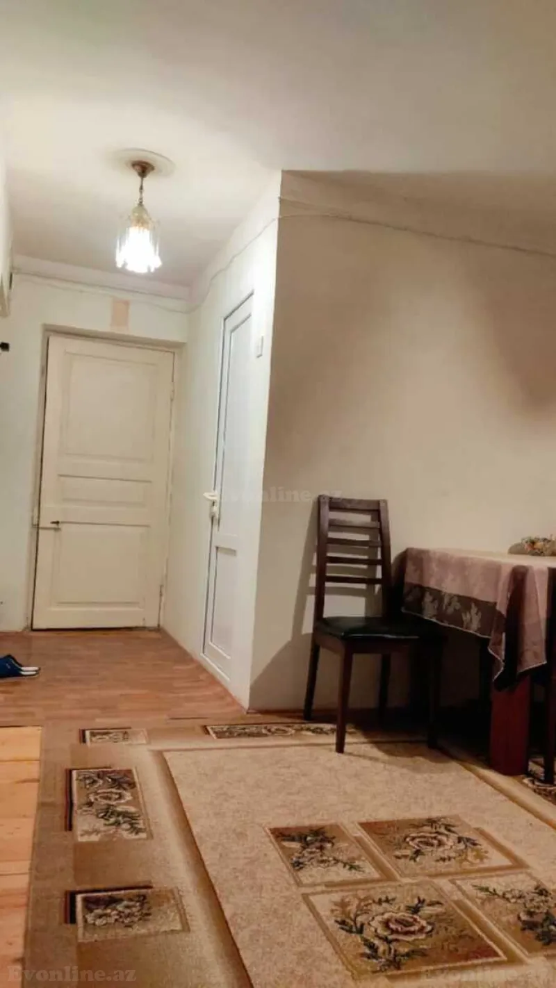 Satılır 3 otaqlı Mənzil Köhnə tikili 75 m² Nizami m. - şəkil 2