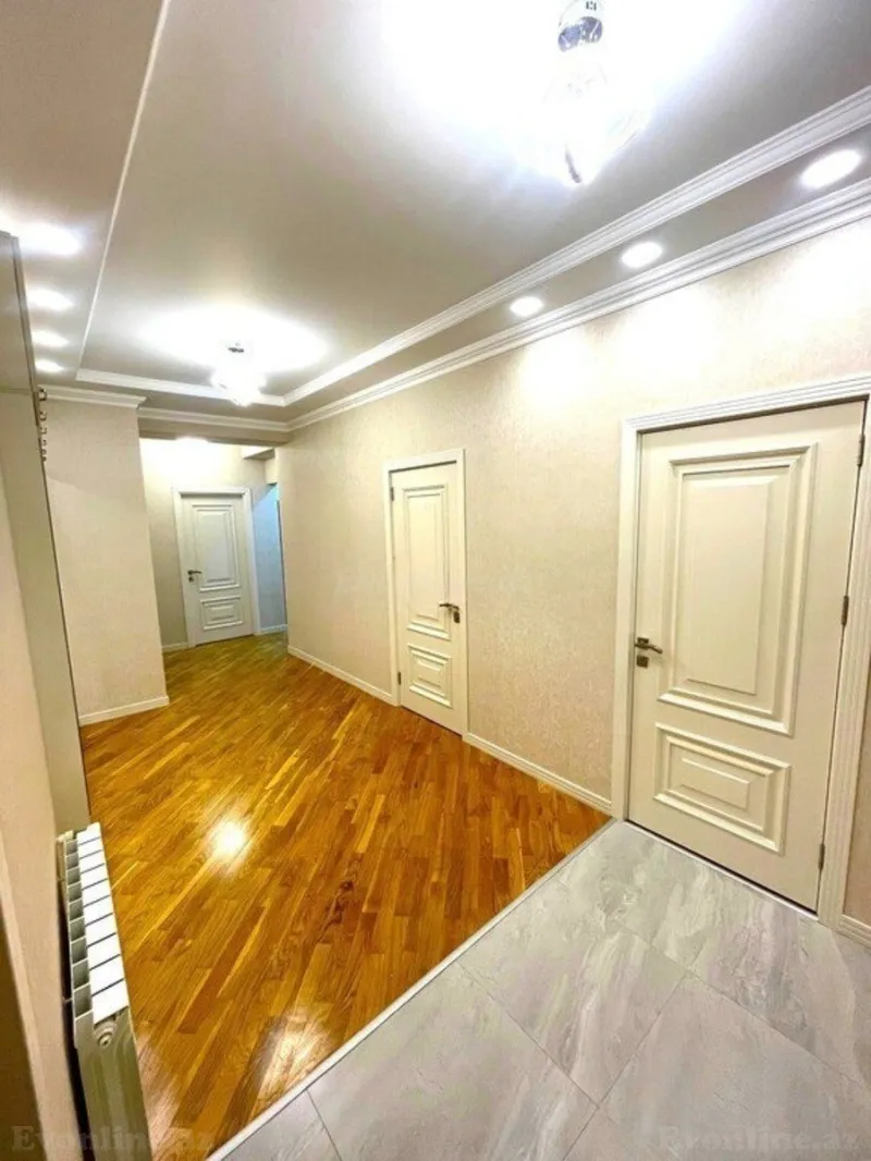 Satılır 4 otaqlı Mənzil Yeni tikili 160 m² Xətai r. - şəkil 4