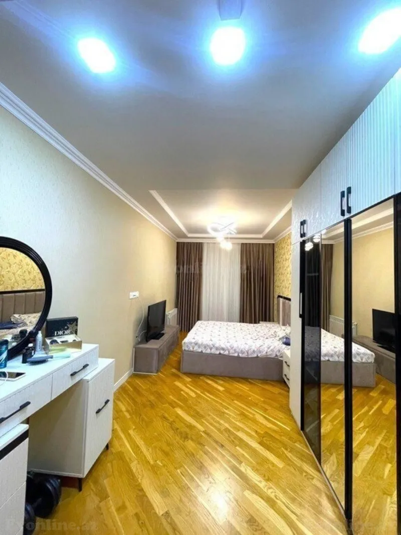 Satılır 4 otaqlı Mənzil Yeni tikili 160 m² Xətai r. - şəkil 5