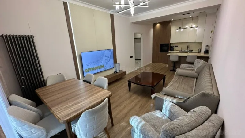 3 otaqlı Mənzil 102 m² Binəqədi r. Satılır