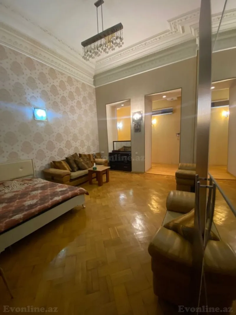 Kirayə verilir 1 otaqlı Mənzil Köhnə tikili 65 m² Sahil m. - şəkil 2