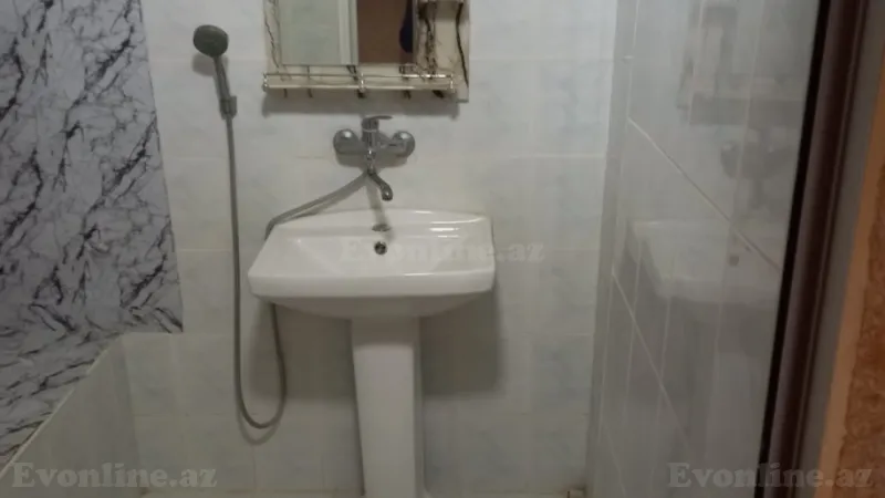 Satılır 2 otaqlı Mənzil Köhnə tikili 65 m² Xətai r. - şəkil 8