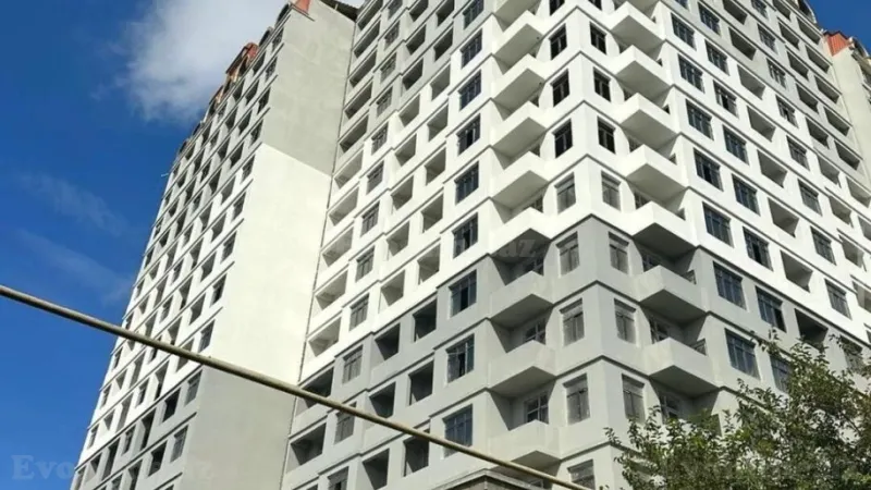 Satılır 2 otaqlı Mənzil Yeni tikili 55 m² Neftçilər m.