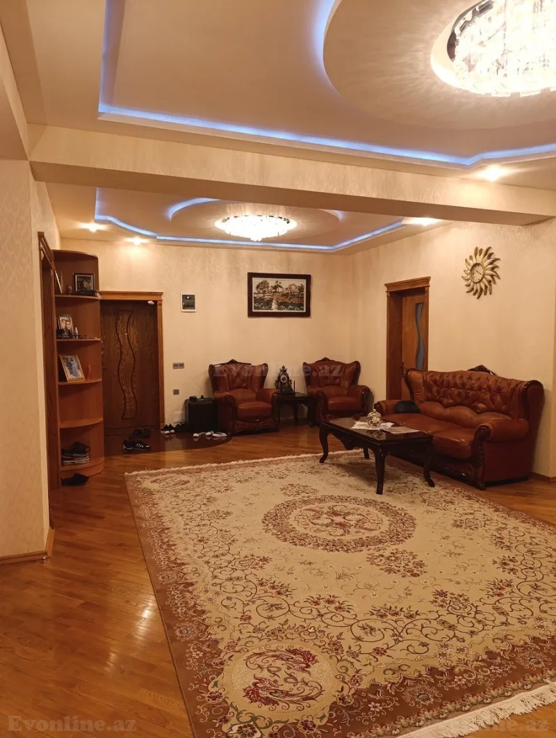 Satılır 5 otaqlı Mənzil Yeni tikili 180 m² Memar Əcəmi m. - şəkil 3