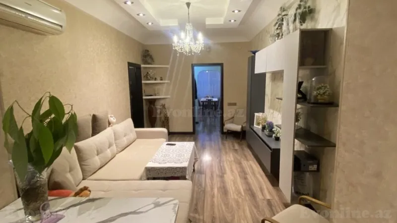 Satılır 4 otaqlı Mənzil Köhnə tikili 100 m² 7-ci mikrorayon