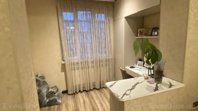 Satılır 4 otaqlı Mənzil Köhnə tikili 100 m² 7-ci mikrorayon - şəkil 6