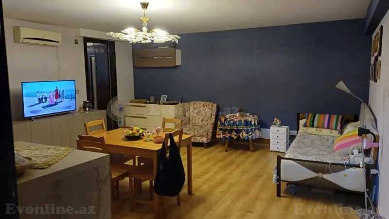 Satılır 2 otaqlı Mənzil Köhnə tikili 52 m² İçərişəhər m. - şəkil 2