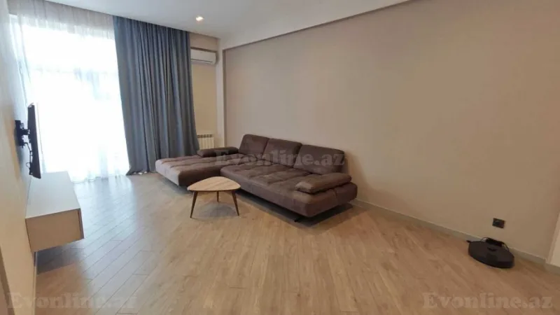 3 otaqlı Mənzil 135 m² Həzi Aslanov m. Satılır