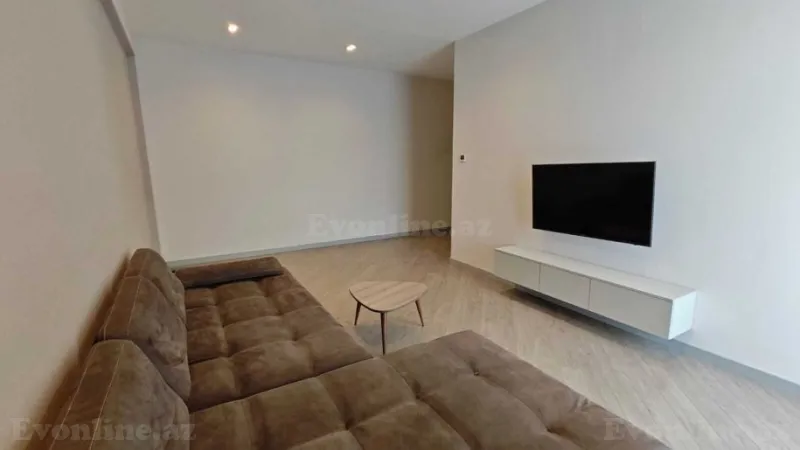 Satılır 3 otaqlı Mənzil Yeni tikili 135 m² Həzi Aslanov m. - şəkil 2