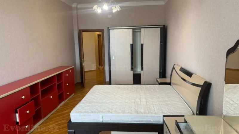 Kirayə verilir 3 otaqlı Mənzil Yeni tikili 125 m² Yasamal - şəkil 3