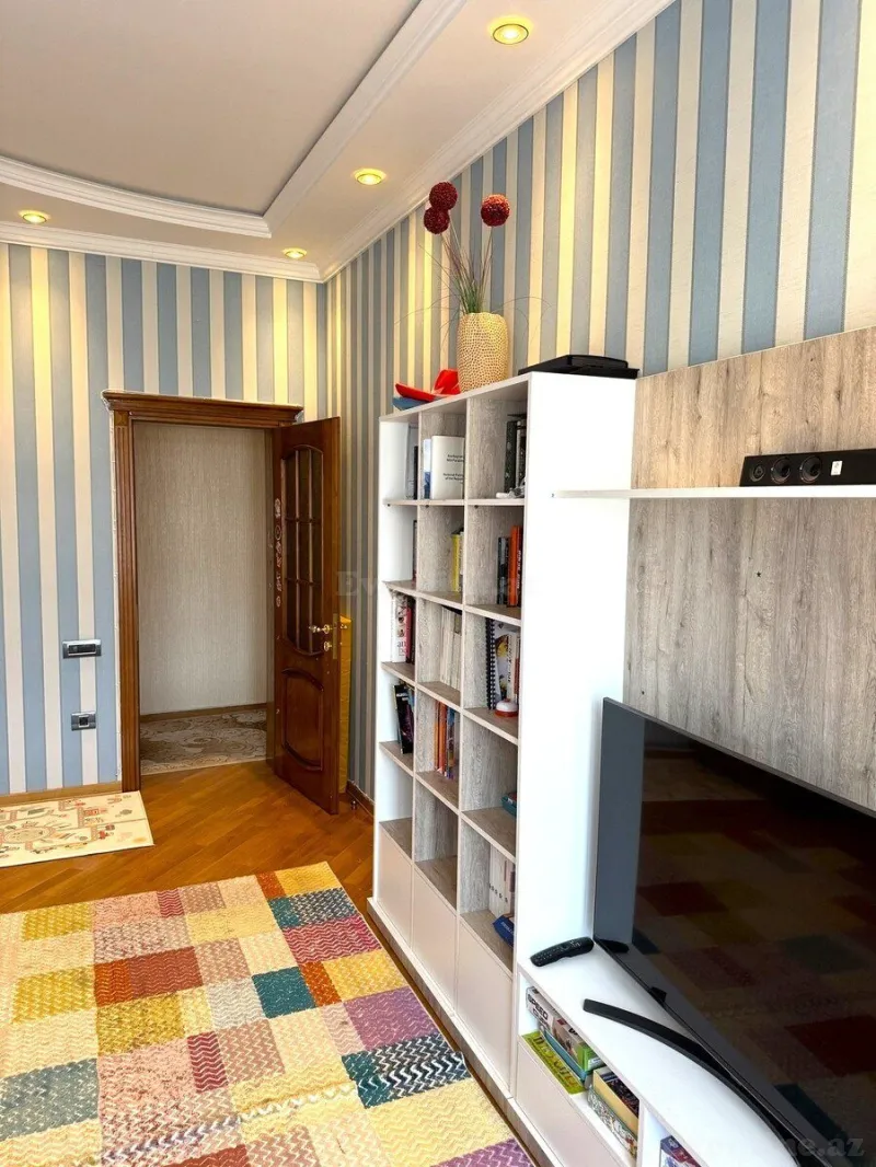 Satılır 4 otaqlı Mənzil Yeni tikili 185 m² Xətai m. - şəkil 7