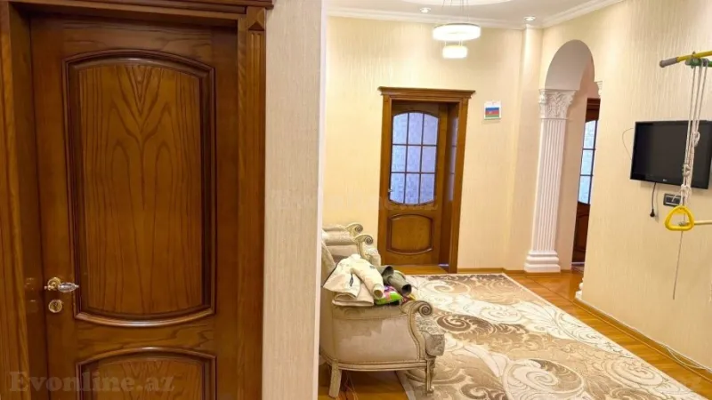 Satılır 4 otaqlı Mənzil Yeni tikili 185 m² Xətai m. - şəkil 13