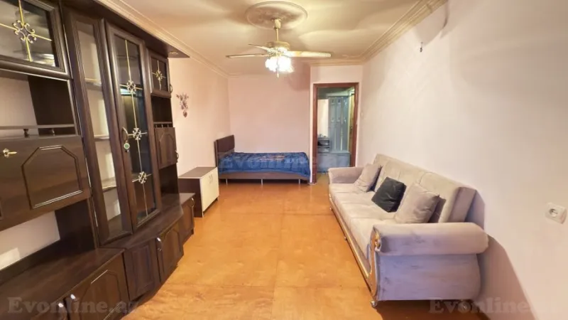 Satılır 1 otaqlı Mənzil Köhnə tikili 40 m² Xalqlar Dostluğu m. - şəkil 4