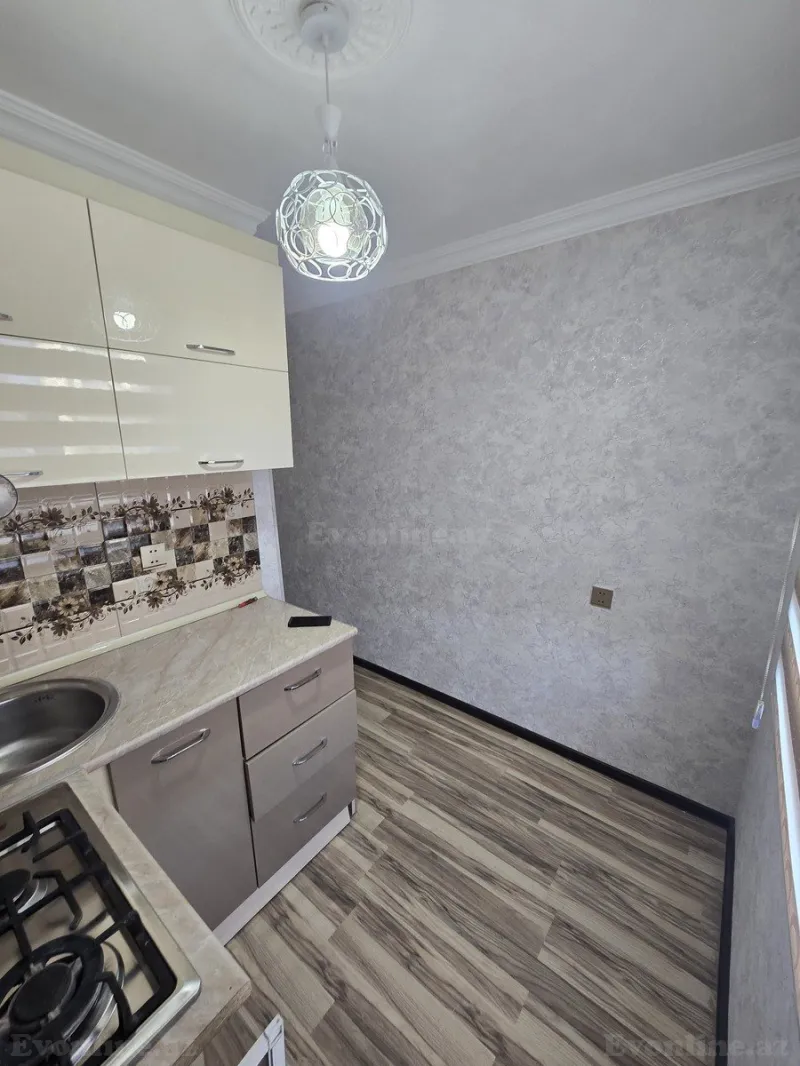 Satılır 2 otaqlı Mənzil Köhnə tikili 50 m² Xalqlar Dostluğu m. - şəkil 4