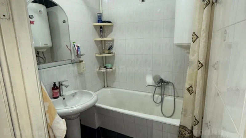 Satılır 3 otaqlı Mənzil Köhnə tikili 70 m² Həzi Aslanov - şəkil 11