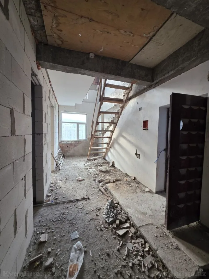 Satılır 12 otaqlı Mənzil Yeni tikili 312 m² Bayıl - şəkil 10