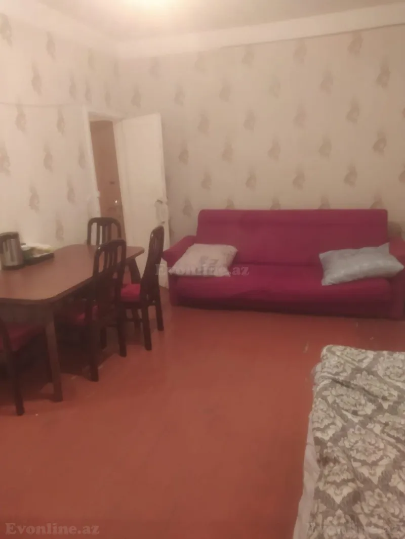 Kirayə verilir 1 otaqlı Mənzil Köhnə tikili 40 m² 1-ci mikrorayon