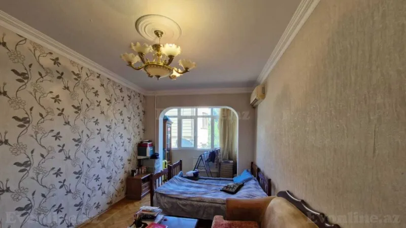 Satılır 2 otaqlı Mənzil Köhnə tikili 65 m² Gənclik m. - şəkil 5