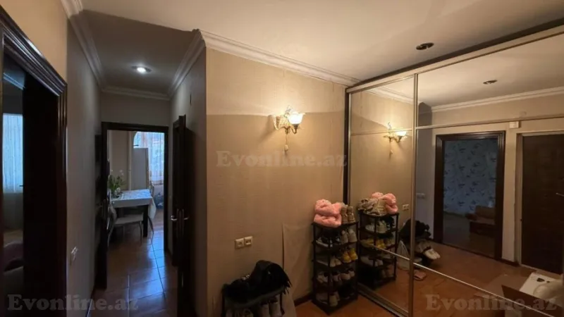 Satılır 2 otaqlı Mənzil Köhnə tikili 65 m² Gənclik m. - şəkil 9