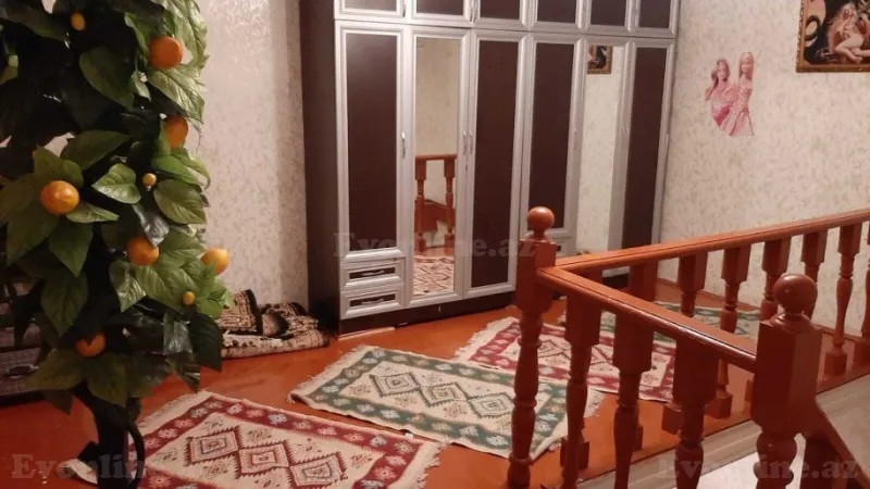 Satılır 5 otaqlı Mənzil Köhnə tikili 116 m² Suraxanı r. - şəkil 9