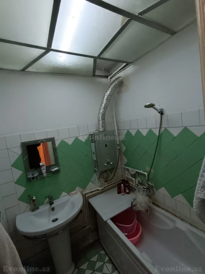 Satılır 3 otaqlı Mənzil Köhnə tikili 72 m² Yasamal - şəkil 7