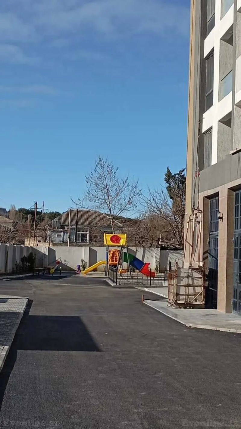 Satılır 3 otaqlı Mənzil Yeni tikili 112.8 m² 8-ci mikrorayon - şəkil 2