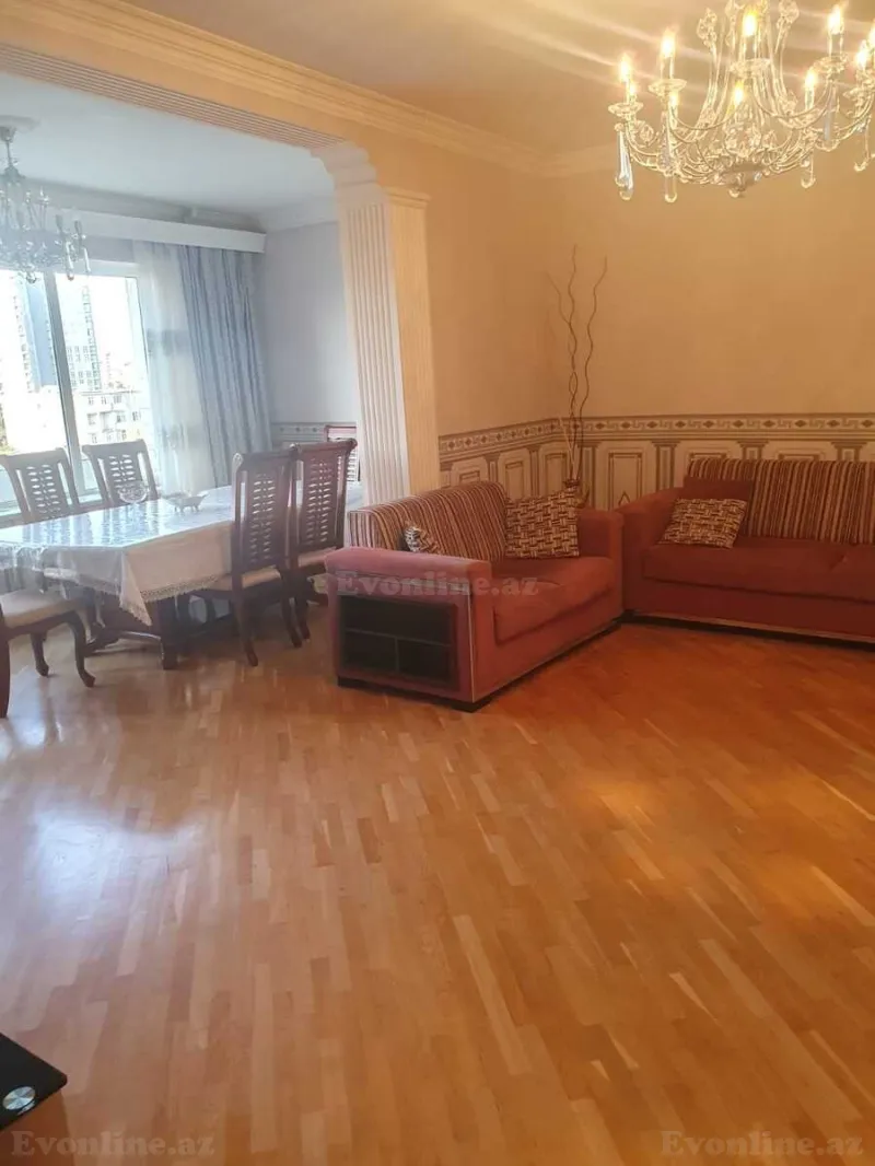 Satılır 5 otaqlı Mənzil Köhnə tikili 120 m² 20-ci sahə - şəkil 2