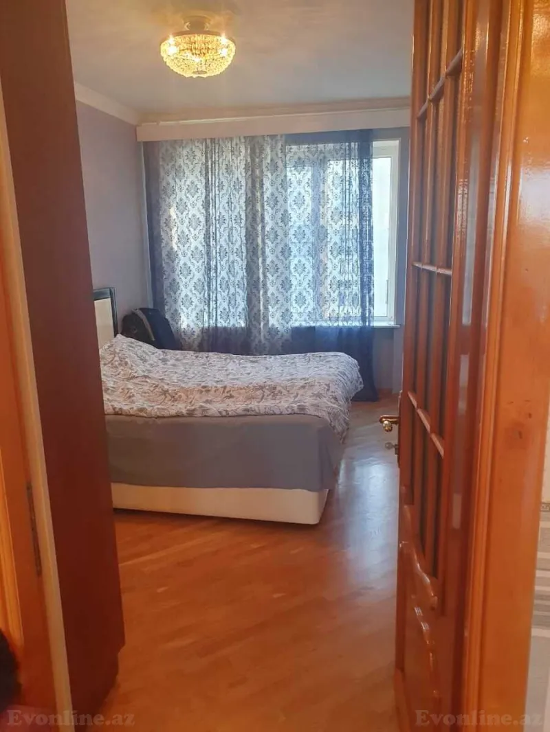 Satılır 5 otaqlı Mənzil Köhnə tikili 120 m² 20-ci sahə - şəkil 4