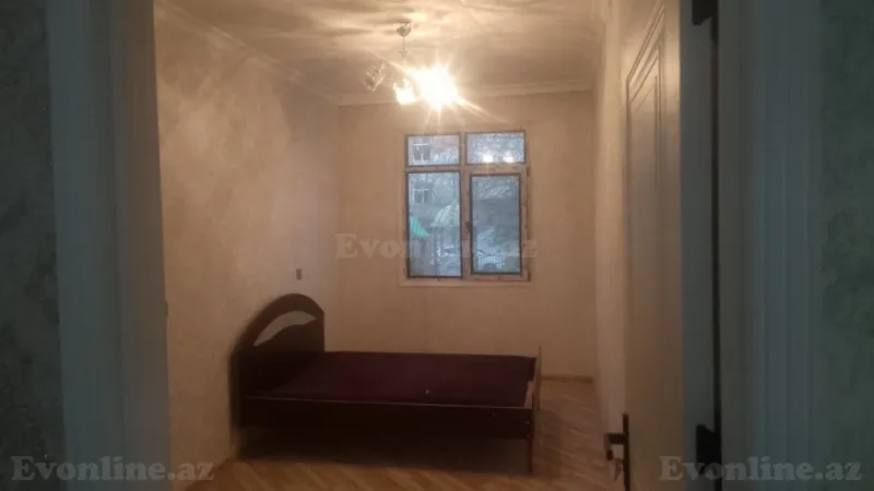2 otaqlı Mənzil 45 m² 4-cü mikrorayon Kirayə verilir