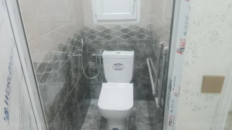 Kirayə verilir 2 otaqlı Mənzil Yeni tikili 45 m² 4-cü mikrorayon - şəkil 2