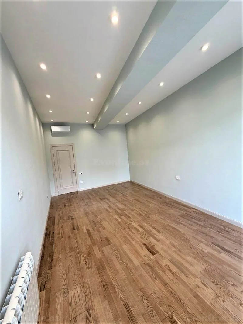 Kirayə verilir 4 otaqlı Mənzil Yeni tikili 200 m² Sahil m. - şəkil 4