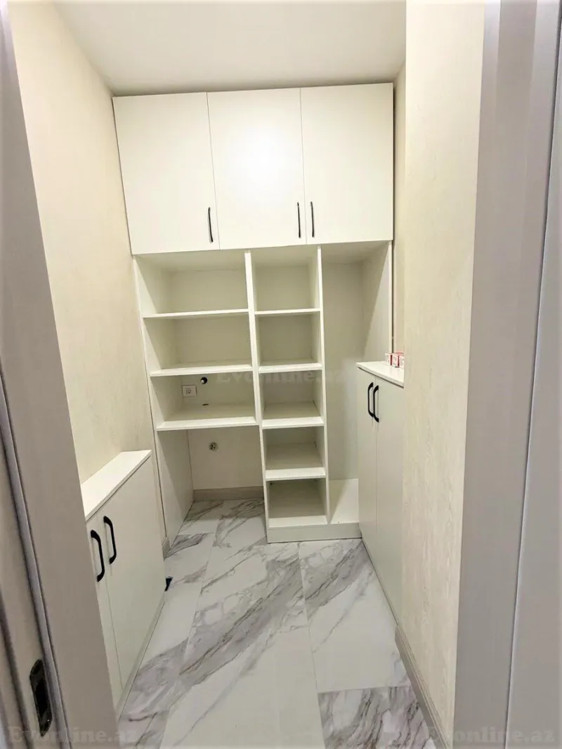 Kirayə verilir 4 otaqlı Mənzil Yeni tikili 200 m² Sahil m. - şəkil 13