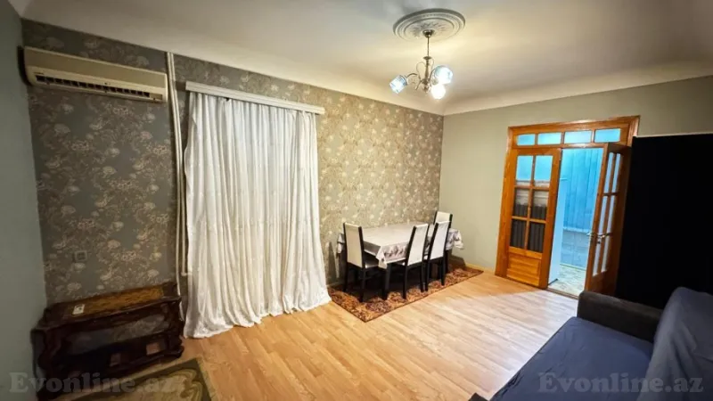 Satılır 2 otaqlı Mənzil Köhnə tikili 40 m² 7-ci mikrorayon - şəkil 2