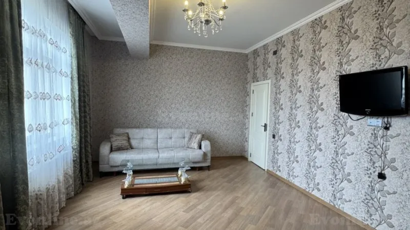 2 otaqlı Mənzil 85 m² Bayıl Kirayə verilir
