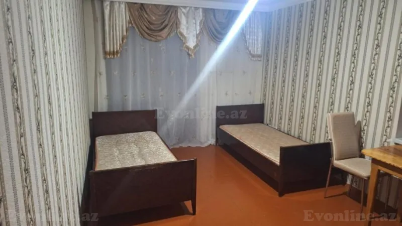 1 otaqlı Mənzil 44 m² 8-ci mikrorayon Kirayə verilir