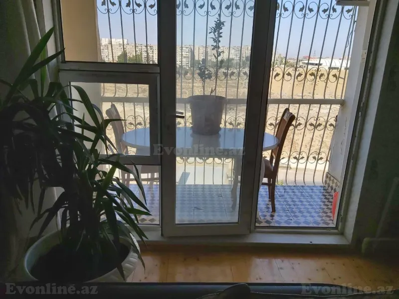 Satılır 4 otaqlı Mənzil Köhnə tikili 100 m² Yeni Günəşli - şəkil 20