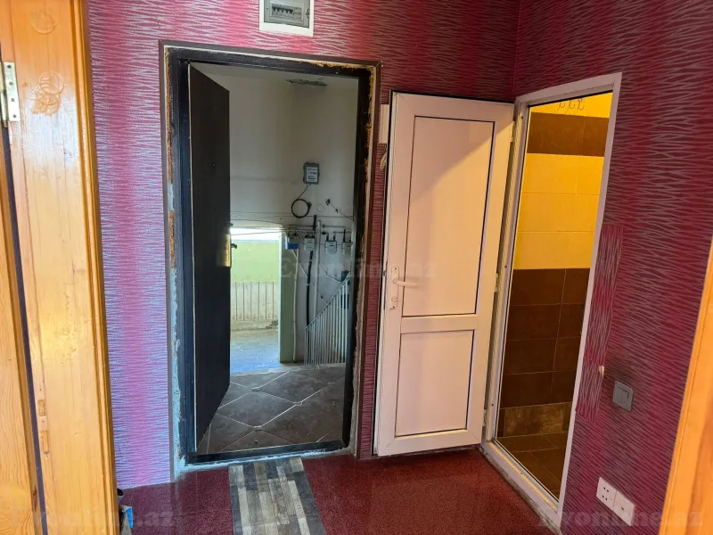 Satılır 4 otaqlı Mənzil Köhnə tikili 100 m² Yeni Günəşli - şəkil 21