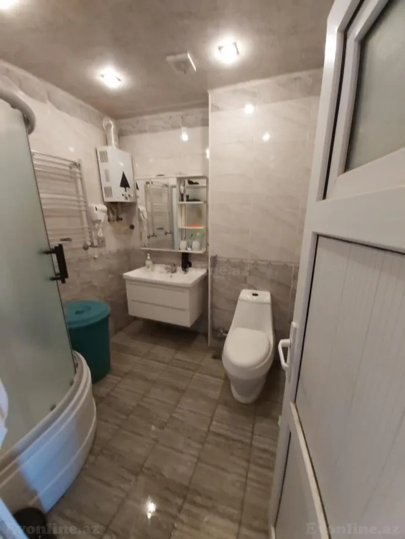 Satılır 4 otaqlı Mənzil Köhnə tikili 100 m² Yeni Günəşli - şəkil 24