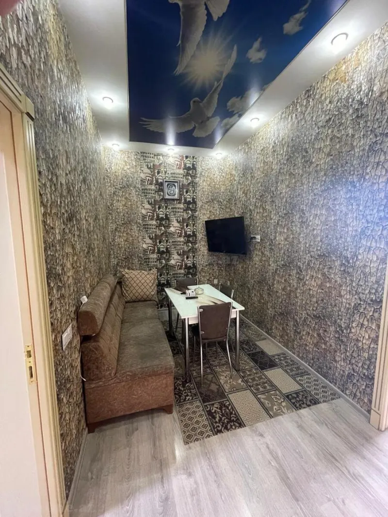 Satılır 7 otaqlı Mənzil Köhnə tikili 220 m² Biləcəri - şəkil 6